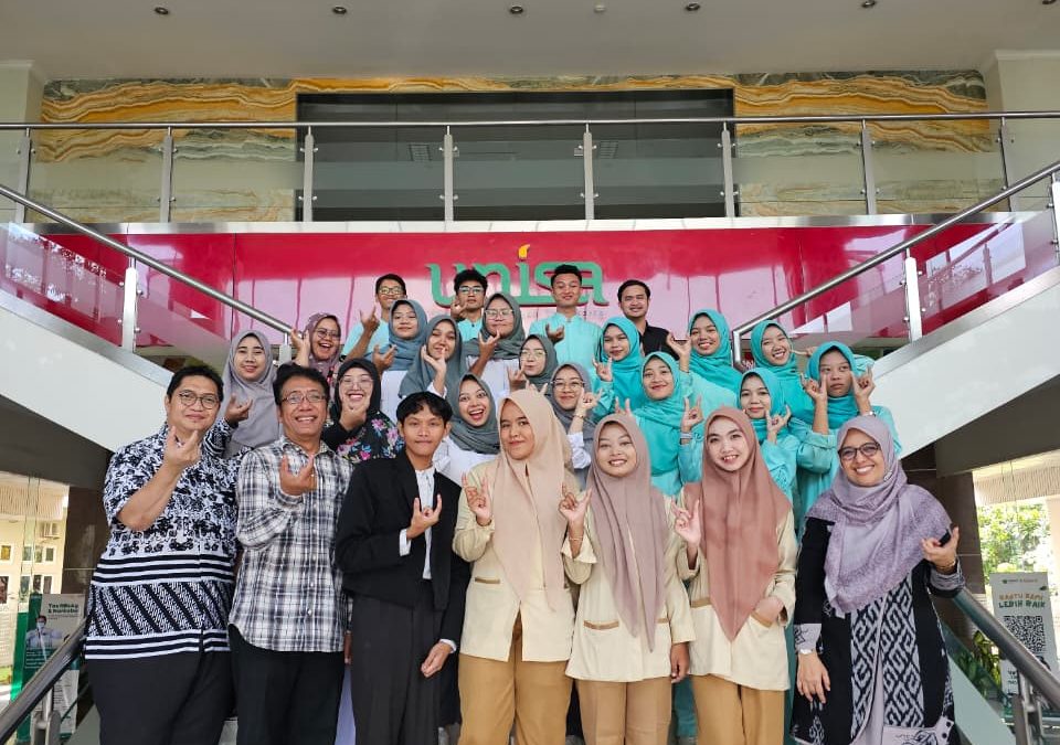 Mahasiswa TLM UNISA Yogyakarta Go International: Pengalaman ICT ke UNiKL Malaysia